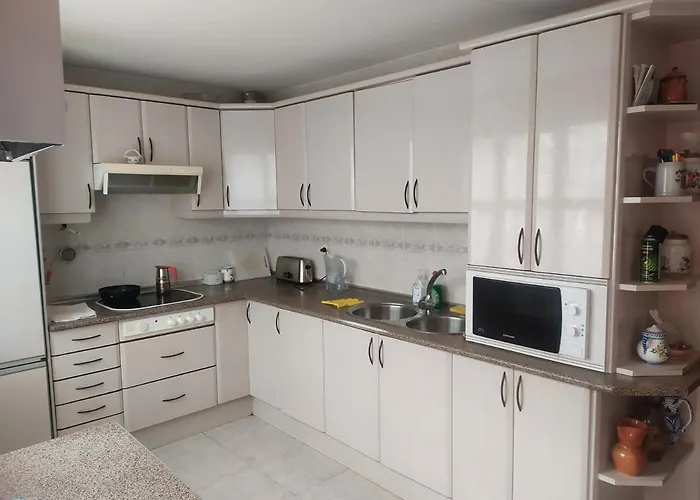 Privada Familiar Bed & Breakfast *