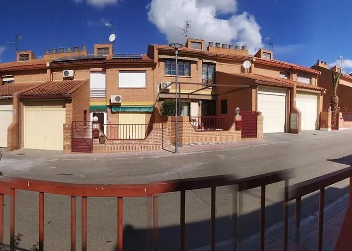 Privada Familiar Bed & Breakfast *