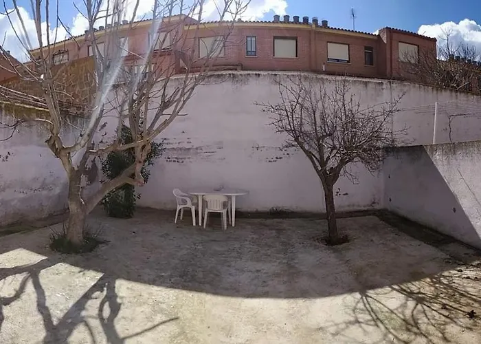 Privada Familiar Bed & Breakfast Toledo