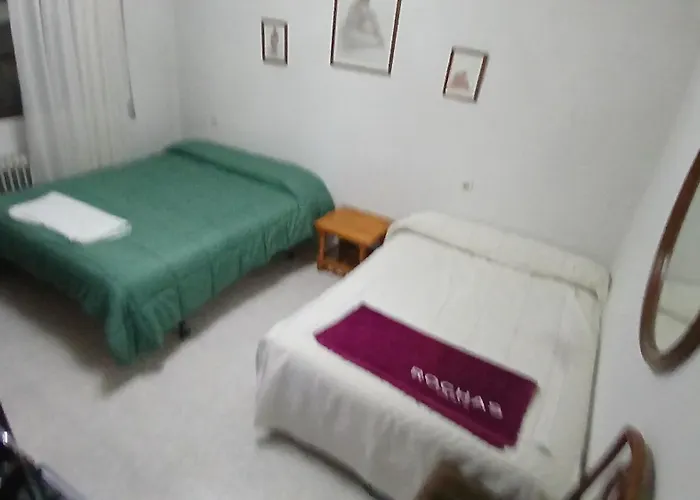 Privada Familiar Bed & Breakfast Toledo